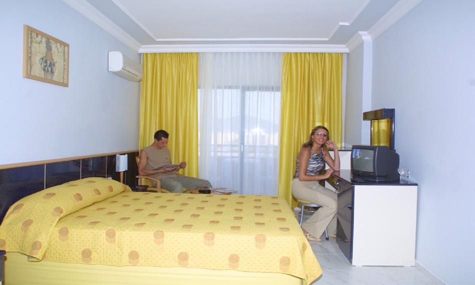 Ares Hotel มาห์มุตลาร์ ภายนอก รูปภาพ