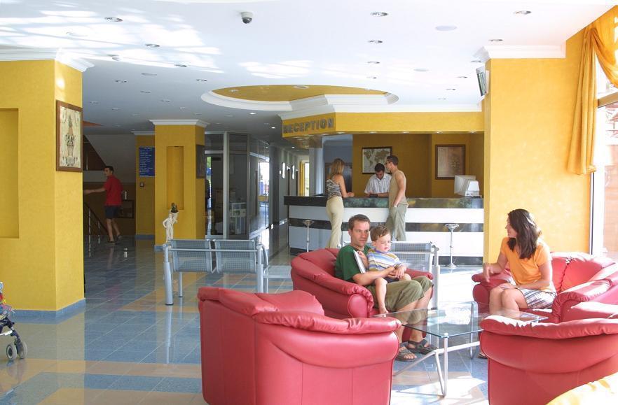 Ares Hotel มาห์มุตลาร์ ภายนอก รูปภาพ